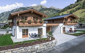 Hochalmbahnen Chalets Rauris 1-02, Maislaufeldweg 1b